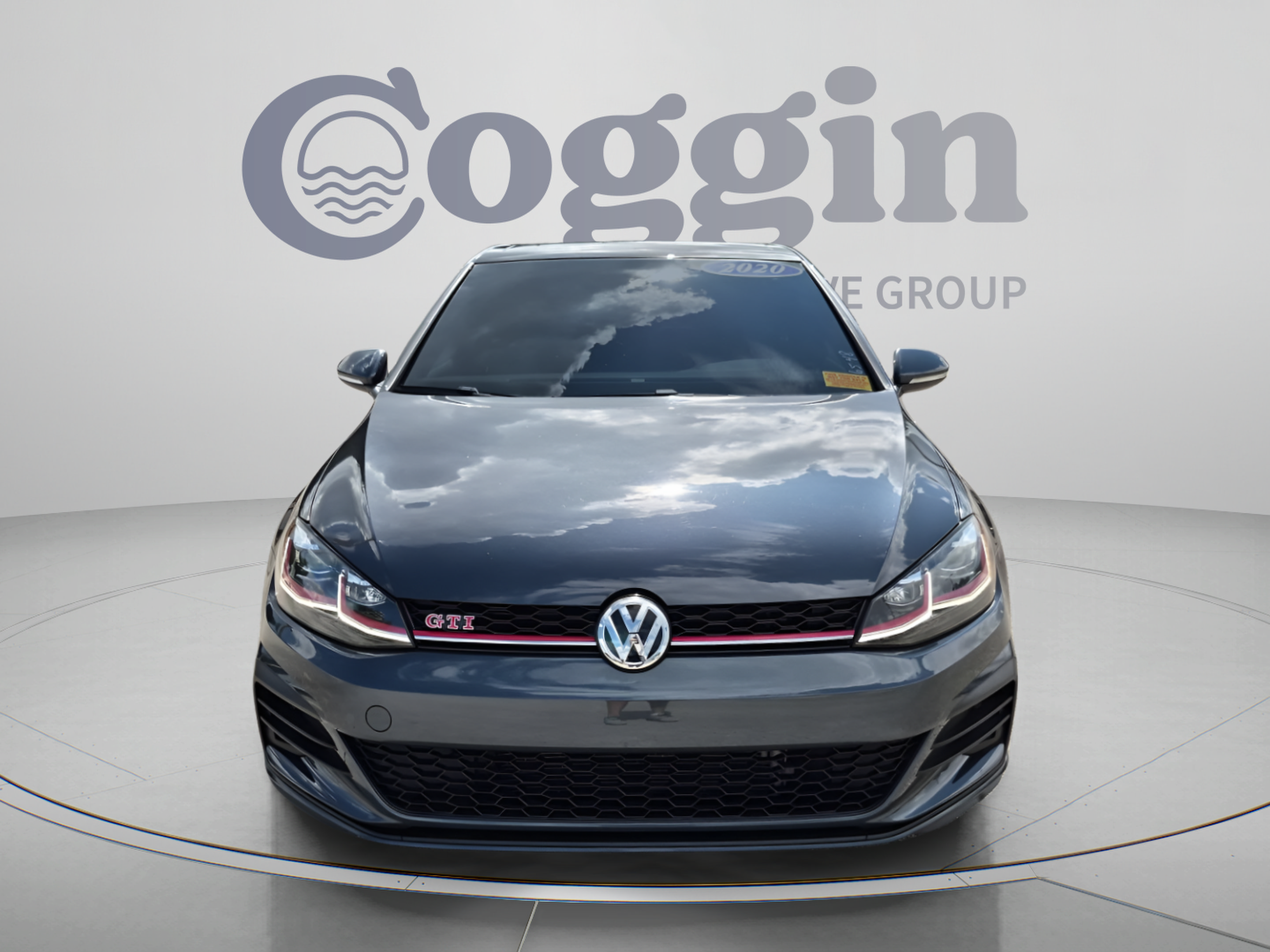 Used 2020 Volkswagen GTI SE FWD image 9