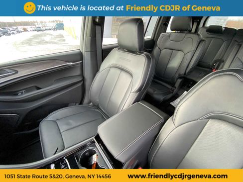 New 2025 Jeep Grand Cherokee L Overland image 10