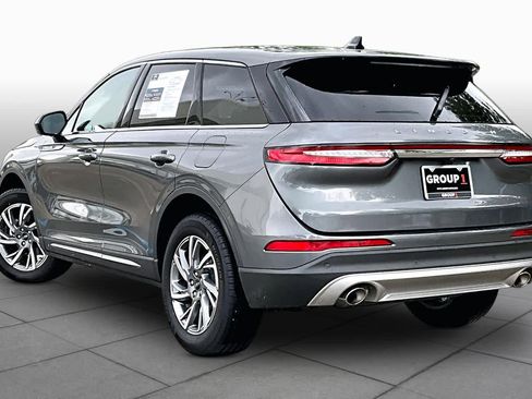 Used 2025 Lincoln Corsair FWD image 11