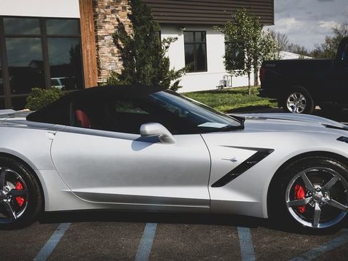 Used 2014 Chevrolet Corvette Stingray Convertible w/ 2LT Preferred Equipment Group RWD image 28