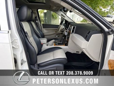 Used 2008 Jeep Grand Cherokee Limited w/ Quadra-Drive II 4X4 Group image 13