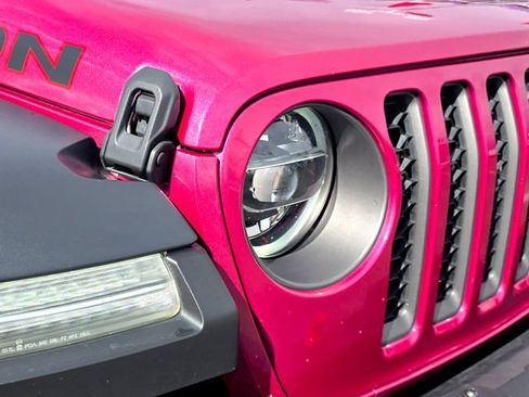 Certified 2021 Jeep Wrangler Unlimited Rubicon w/ Xtreme Recon 35" Tire Package image 24