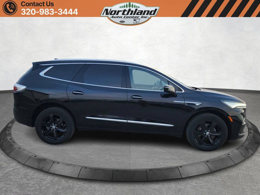 Used 2024 Buick Enclave Essence w/ Experience Buick Package AWD/4WD image 4