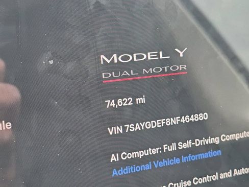 Used 2022 Tesla Model Y Performance AWD/4WD image 28