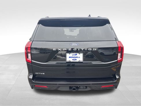 Used 2025 Ford Expedition Active image 61