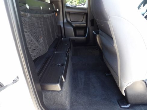 Used 2021 Toyota Tacoma SR RWD image 30