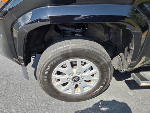 Used 2024 Toyota Tacoma SR5 RWD image 4