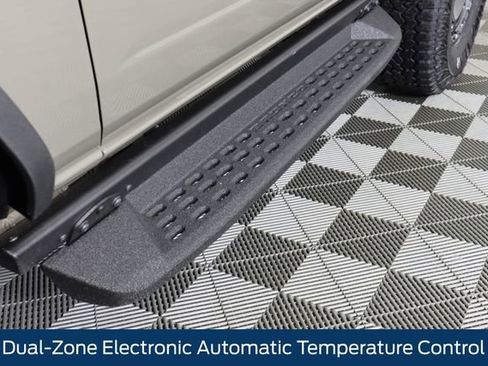 New 2025 Ford Bronco Badlands image 18