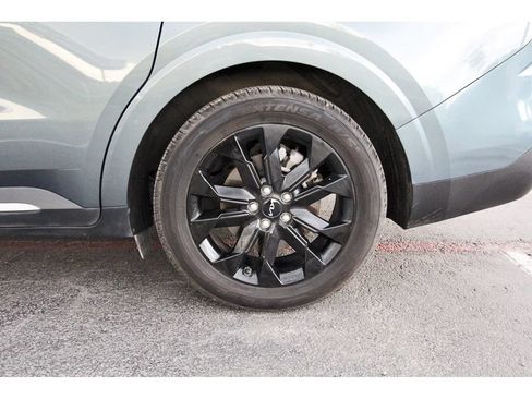 Used 2023 Kia Carnival SX FWD image 35