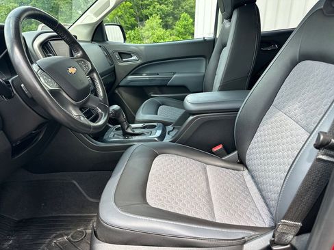 Used 2019 Chevrolet Colorado Z71 RWD image 10
