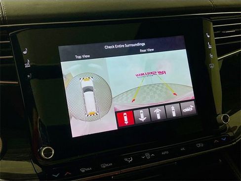 Used 2022 Jeep Wagoneer Series III w/ Premium Group I image 19