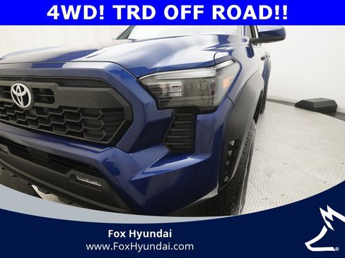 Used 2024 Toyota Tacoma TRD Off-Road image 22