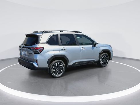 New 2026 Subaru Forester Premium AWD/4WD image 8