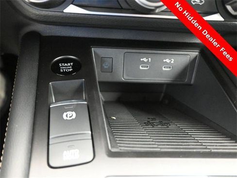 New 2025 Nissan Kicks SV image 19