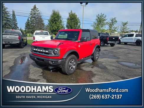 Used 2023 Ford Bronco Big Bend AWD/4WD image 1