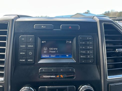 Used 2016 Ford F150 XLT w/ Trailer Tow Package AWD/4WD image 5