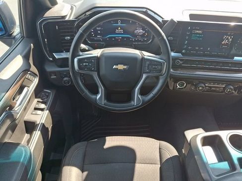 Used 2023 Chevrolet Silverado 1500 LT w/ LPO, Dark Essentials Package AWD/4WD image 12
