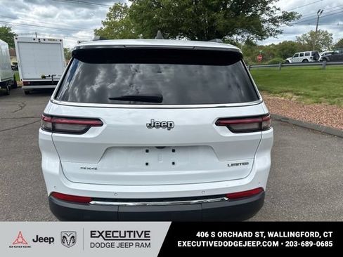 Used 2023 Jeep Grand Cherokee L Limited AWD/4WD image 5
