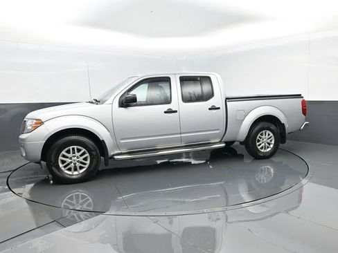 Used 2016 Nissan Frontier SV w/ SV Value Truck Package image 5