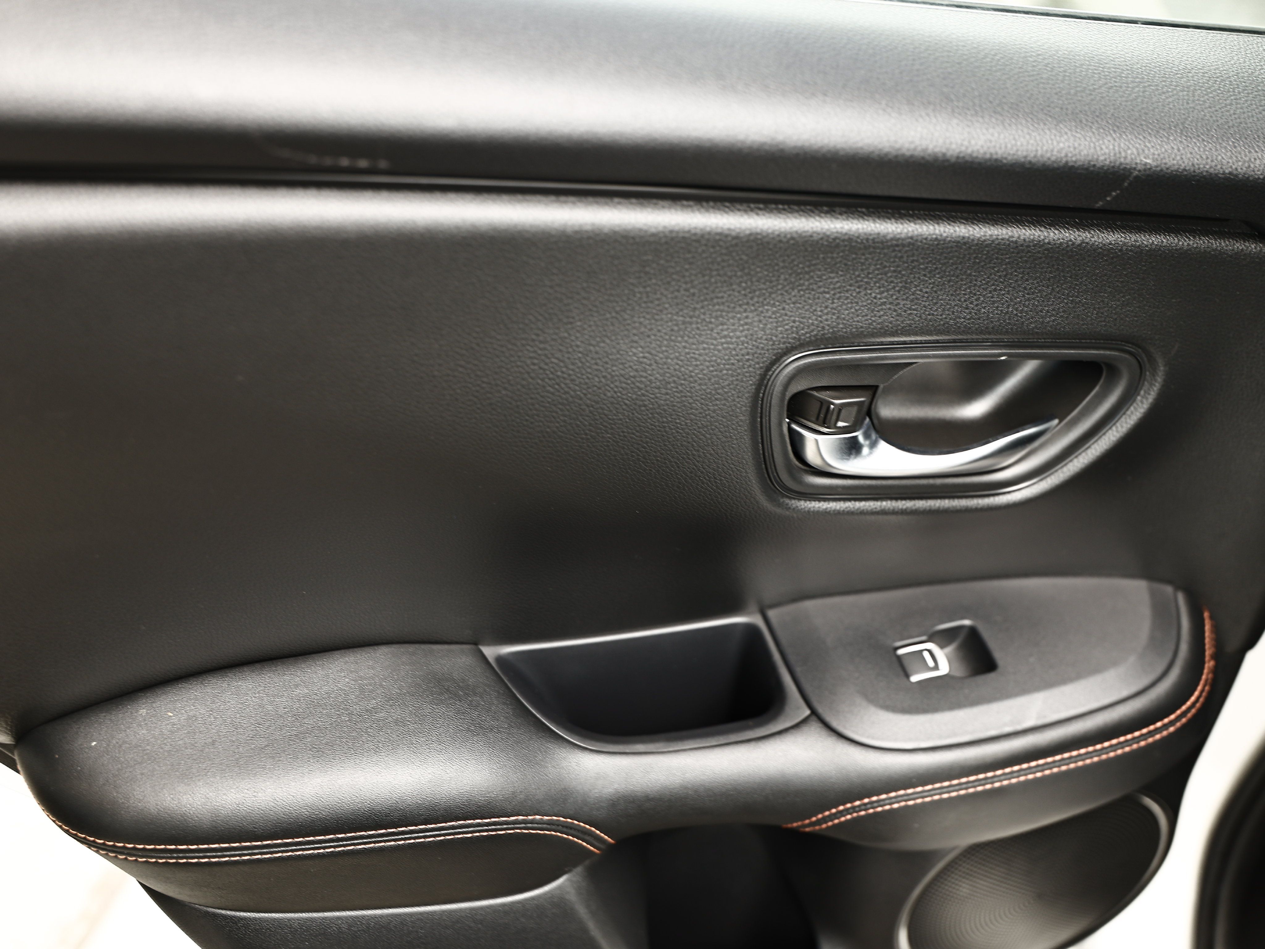 Used 2024 Honda HR-V Sport image 23