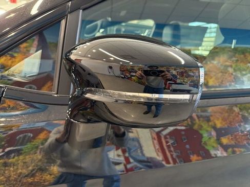 New 2026 Chrysler Pacifica Limited w/ S Appearance Package image 14