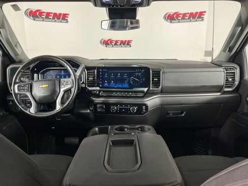 Used 2024 Chevrolet Silverado 2500 LT image 11