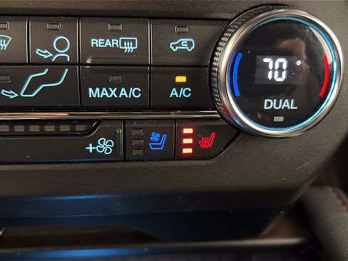 Used 2020 Ford Expedition King Ranch AWD/4WD image 31