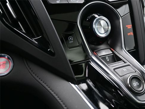 Used 2022 Acura RDX SH-AWD image 5