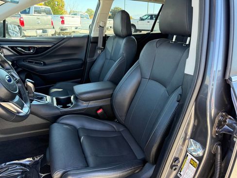 Used 2024 Subaru Outback Limited image 18
