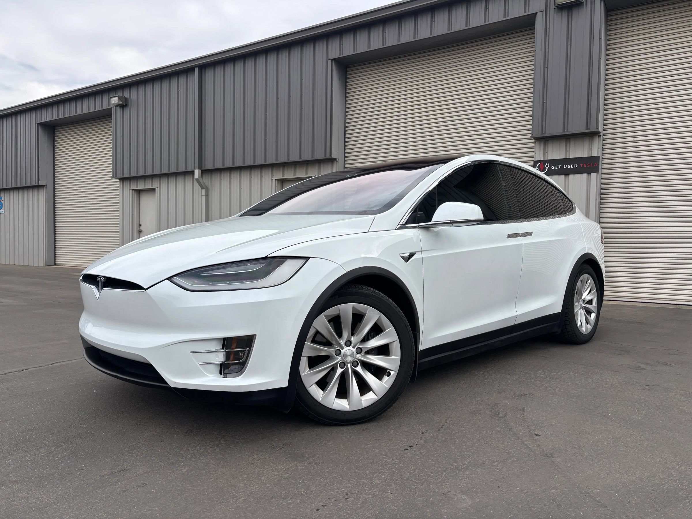 Used 2020 Tesla Model X Long Range AWD/4WD image 5