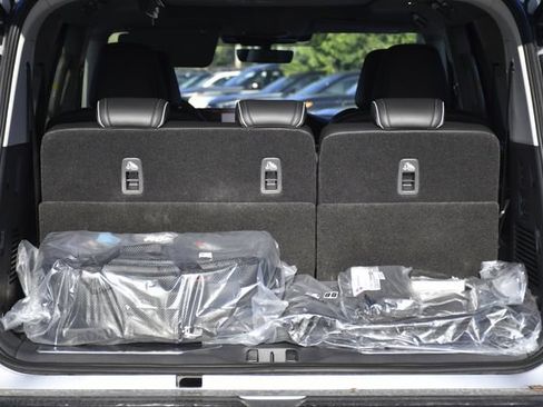 New 2027 INFINITI QX80 Luxe w/ Cargo Package RWD image 32