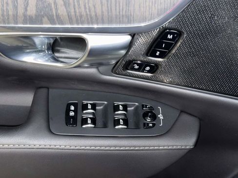 Used 2024 Volvo S90 B6 Ultimate w/ Protection Package Premier image 21