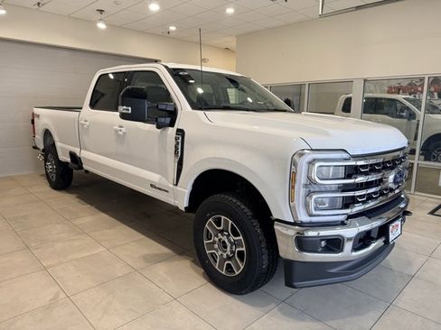 New 2026 Ford F350 Lariat w/ FX4 Off-Road Package image 3