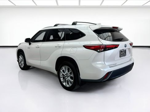 Used 2021 Toyota Highlander Limited AWD/4WD image 6