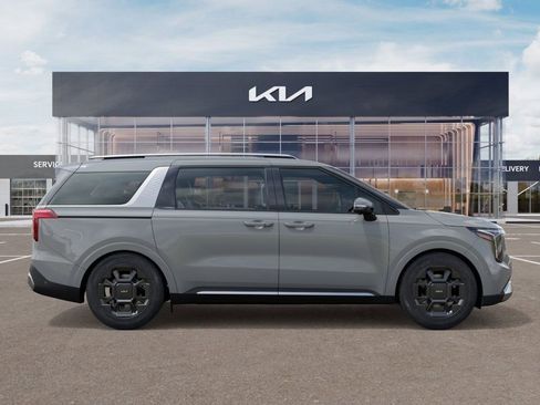New 2026 Kia Carnival SX image 3