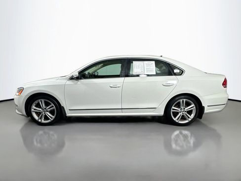 Used 2015 Volkswagen Passat 1.8T SE FWD image 8