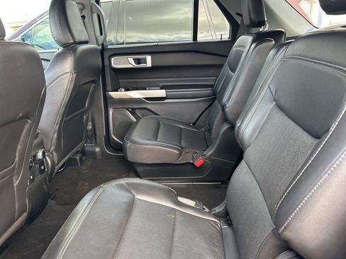 Used 2023 Ford Explorer Limited w/ Equipment Group 301A image 44