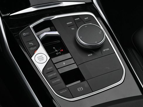 Certified 2024 BMW 330i 330i w/ Premium Package image 34