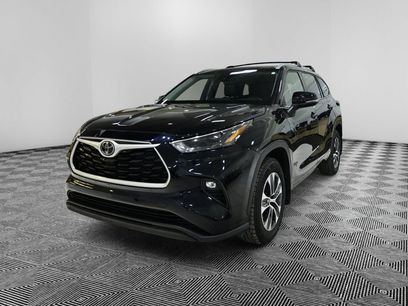 Used 2022 Toyota Highlander XLE