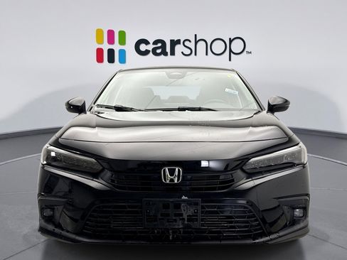 Used 2022 Honda Civic Touring image 8