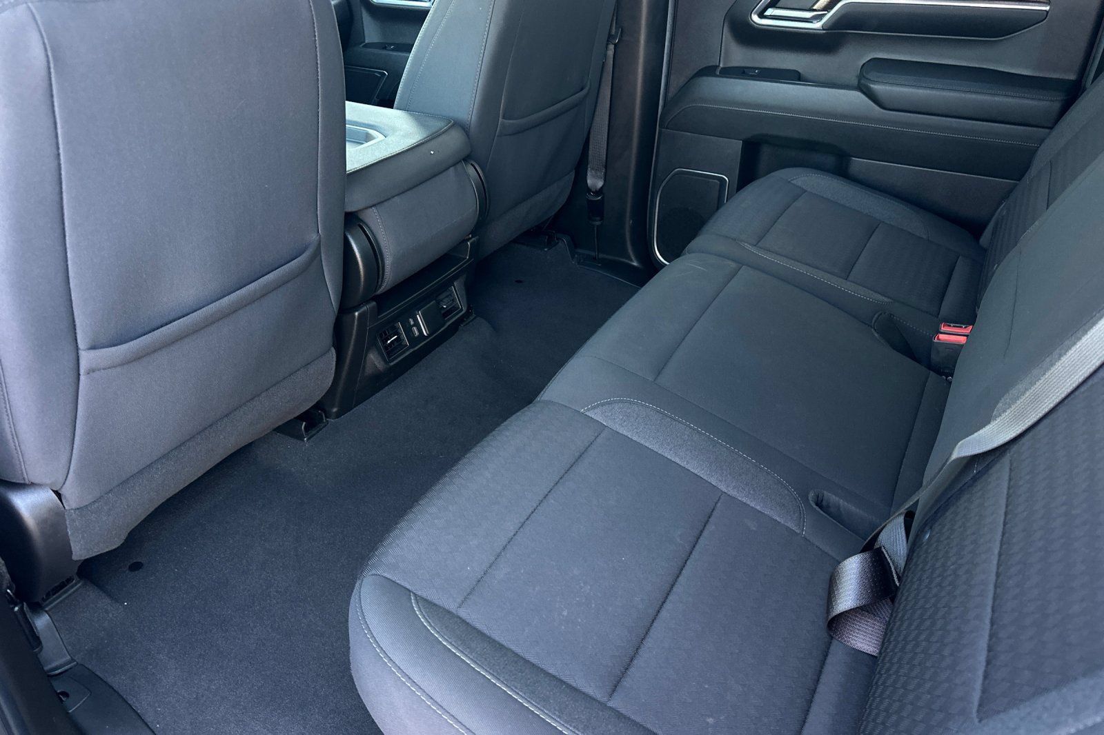 Used 2023 Chevrolet Silverado 1500 LT RWD image 14