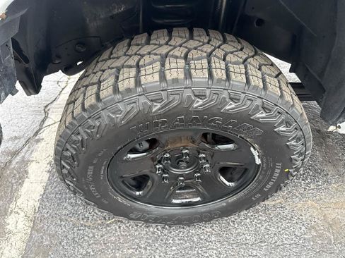 Used 2016 RAM 2500 Tradesman w/ Chrome Appearance Group AWD/4WD image 19