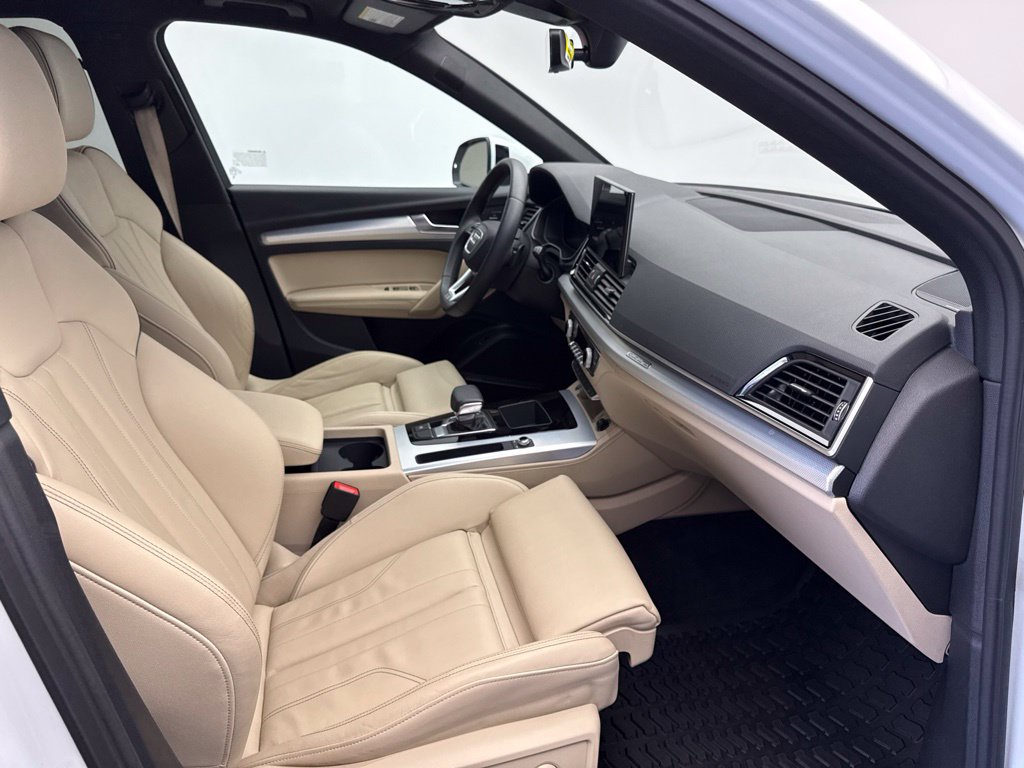 Used 2024 Audi Q5 2.0T Premium Plus w/ Premium Plus Package AWD/4WD image 28