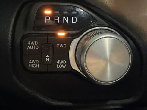 Used 2022 RAM 1500 Laramie AWD/4WD image 25