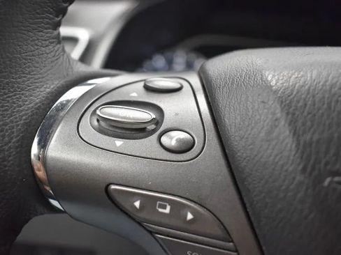 Used 2023 Nissan Murano SV FWD image 24