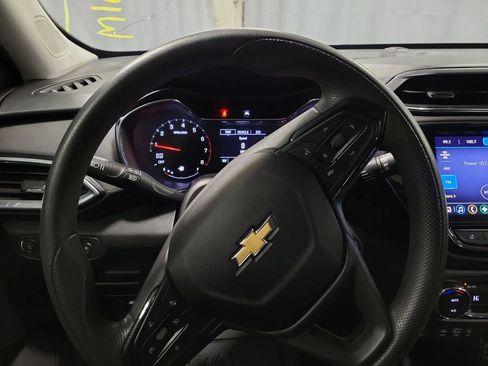 Used 2021 Chevrolet TrailBlazer LT w/ Convenience Package image 14