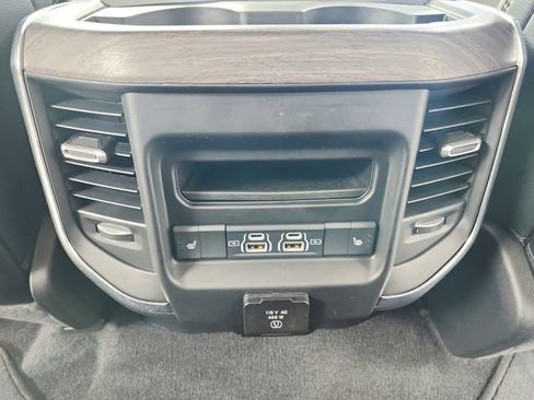Used 2025 RAM 1500 Laramie w/ Sport Appearance Package AWD/4WD image 38