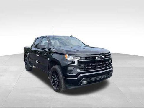 Used 2022 Chevrolet Silverado 1500 RST AWD/4WD image 7