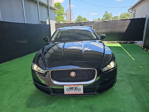 Used 2019 Jaguar XE Premium AWD/4WD image 10