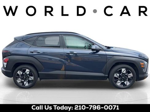 Used 2024 Hyundai Kona SEL FWD image 2